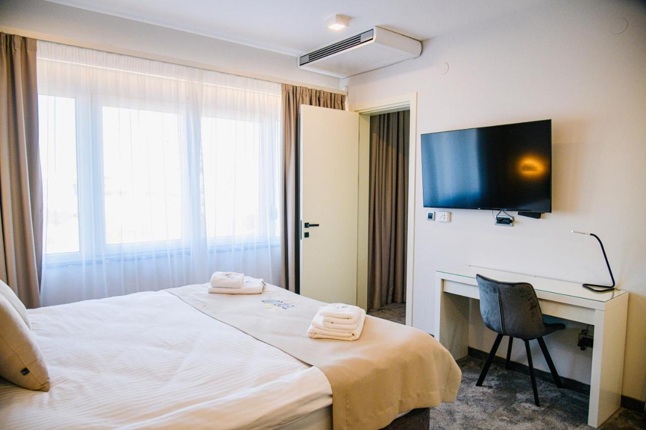 Templum Apartments - Slavija Square Белград Екстериор снимка