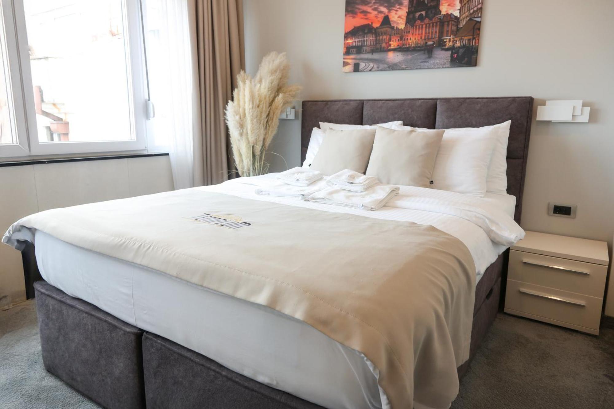 Templum Apartments - Slavija Square Белград Екстериор снимка