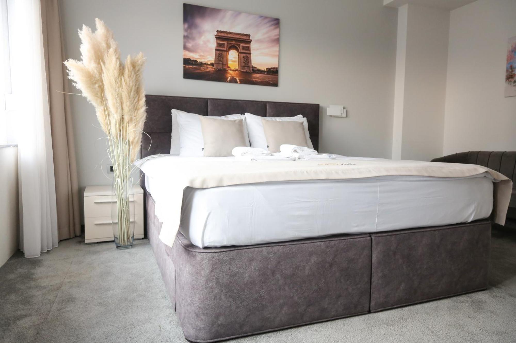 Templum Apartments - Slavija Square Белград Екстериор снимка