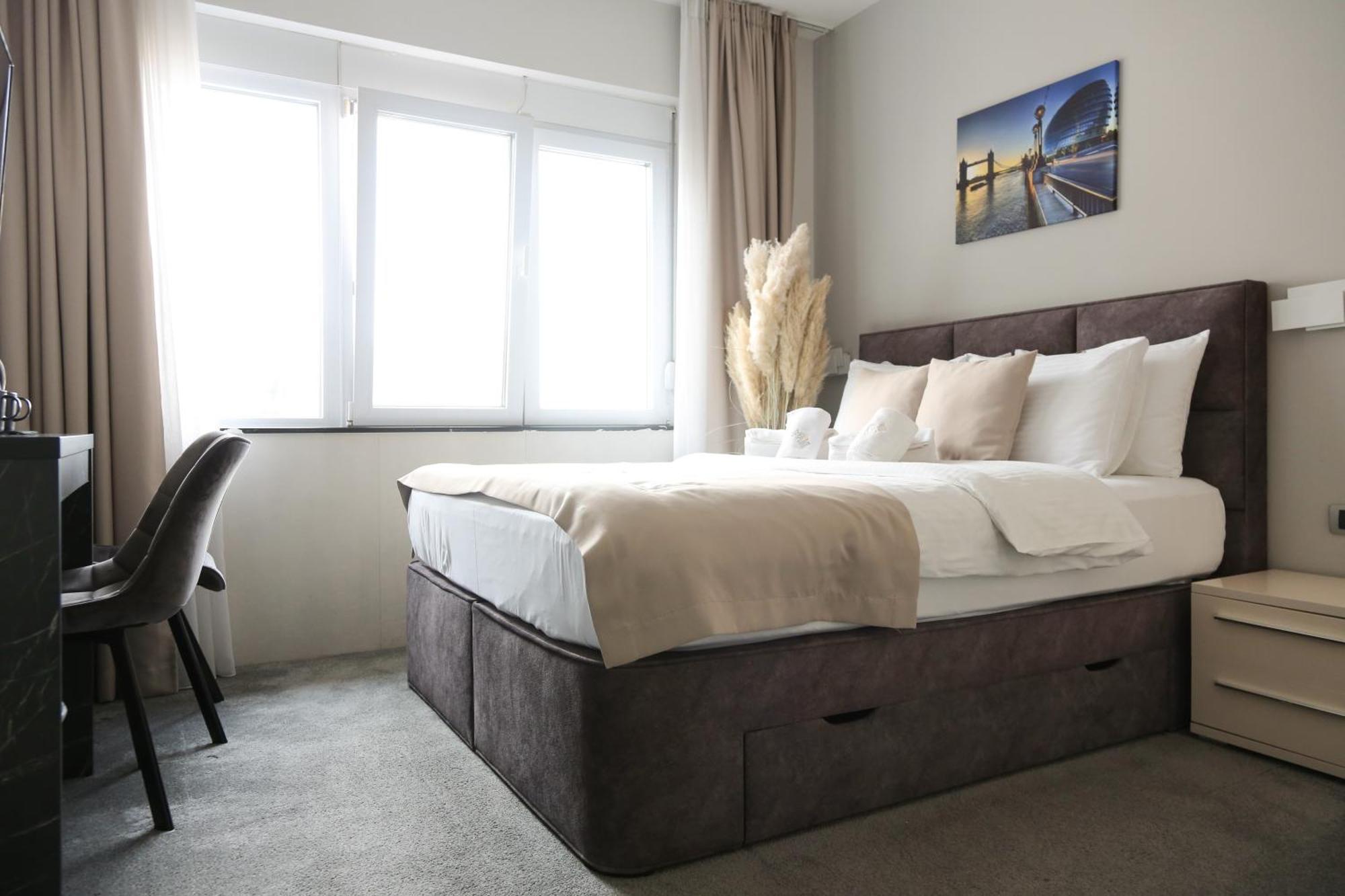 Templum Apartments - Slavija Square Белград Екстериор снимка