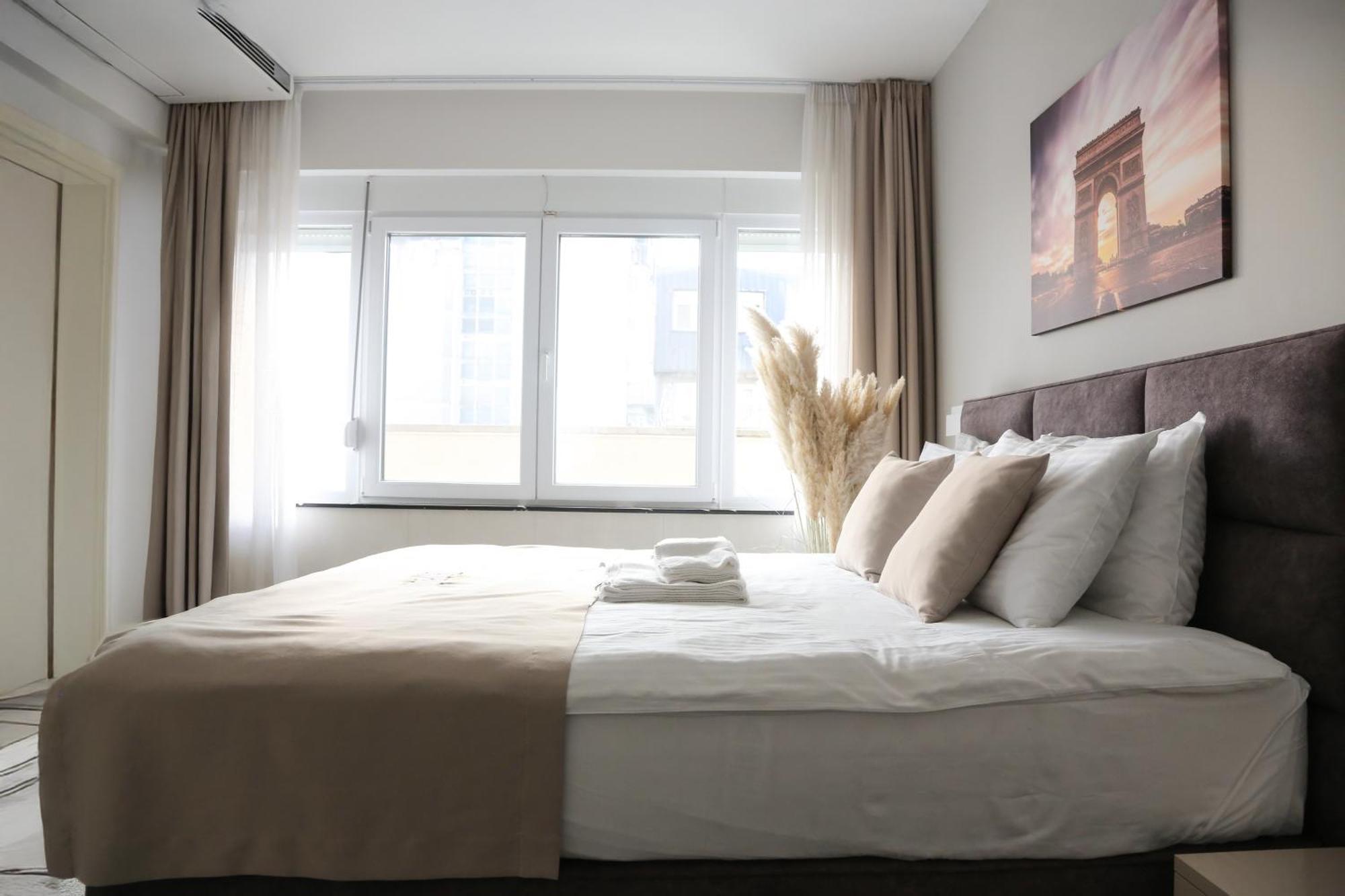 Templum Apartments - Slavija Square Белград Екстериор снимка