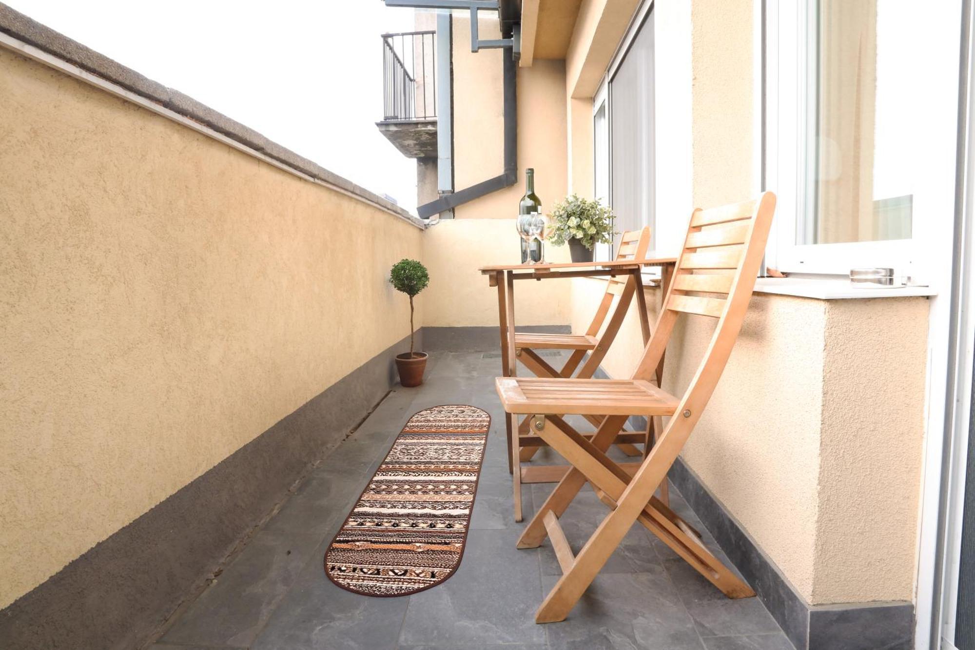 Templum Apartments - Slavija Square Белград Екстериор снимка