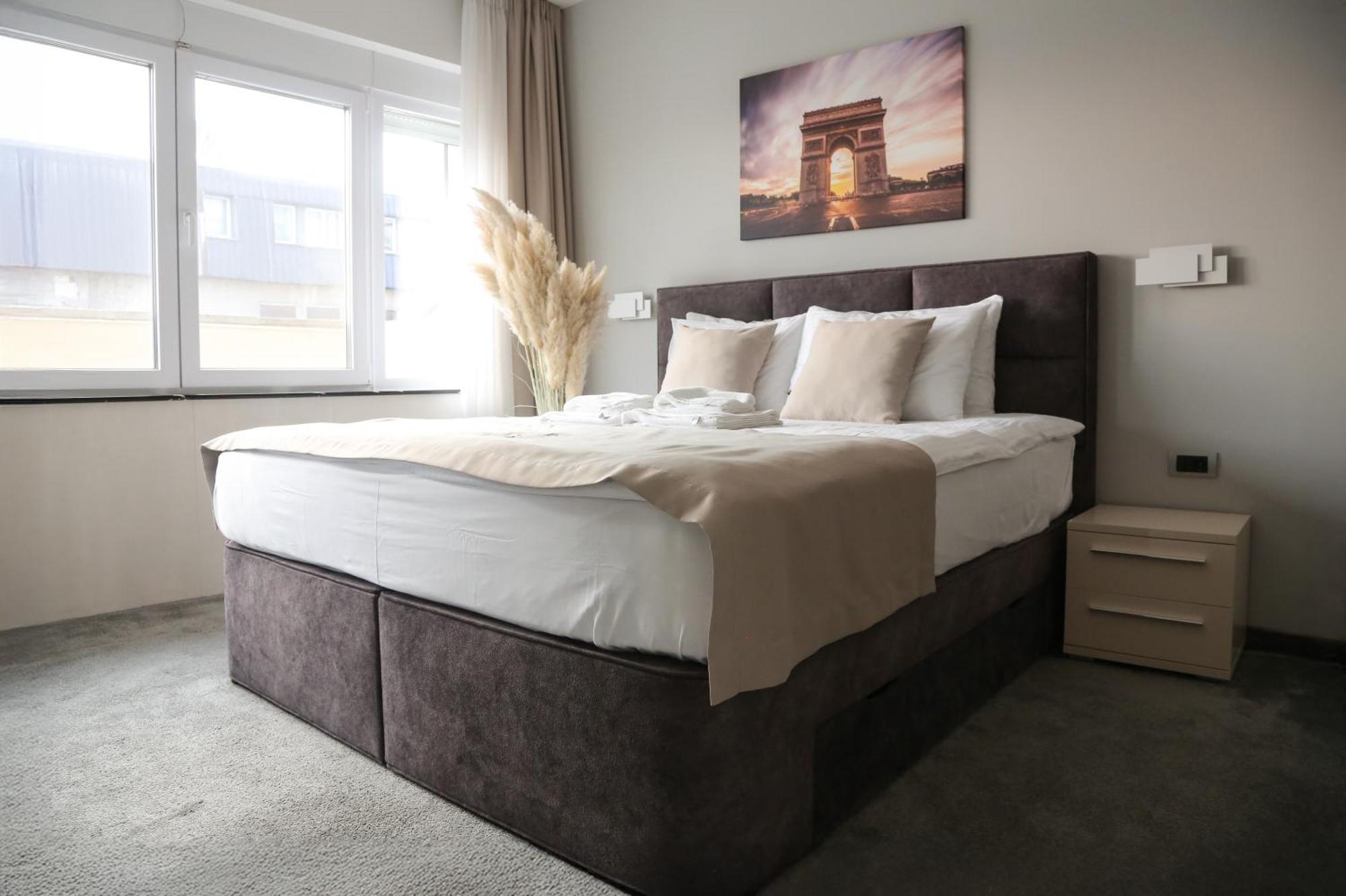 Templum Apartments - Slavija Square Белград Екстериор снимка